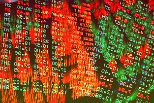 《瞬息全宇宙》幕后技术公司Runway获谷歌投资,加速AI在影视创作中的